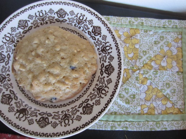 Gift Fox Quilts coaster and Barefoot Contessa cookie