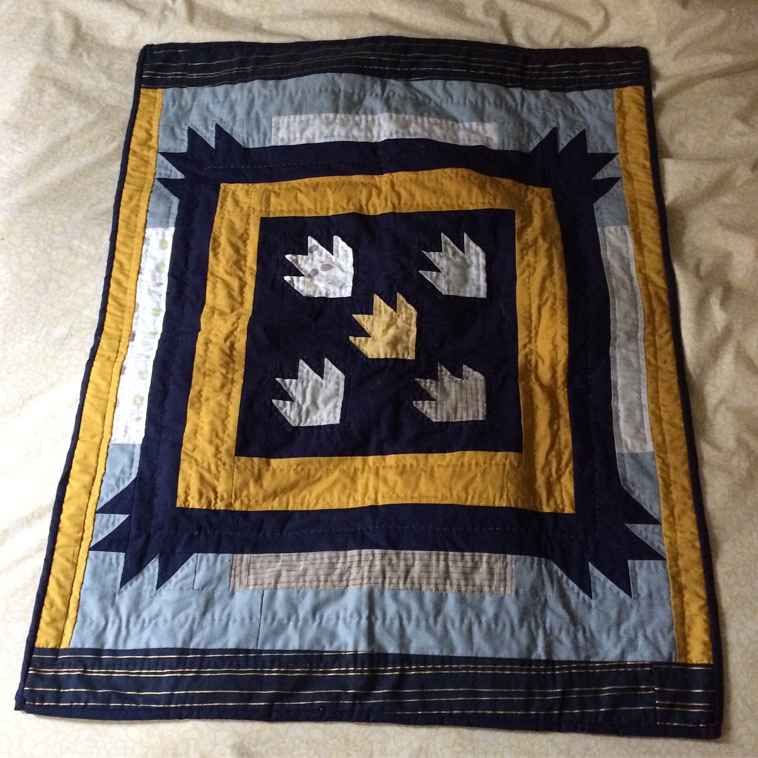 Gift Fox Quilts - Dragon Claw Baby Quilt
